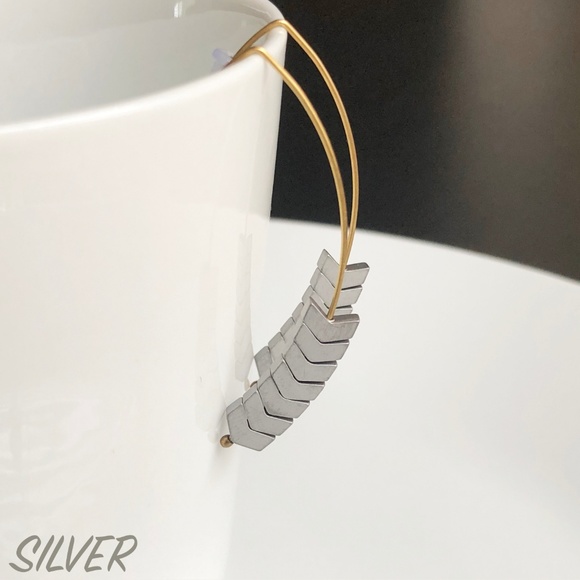 Jewelry - NEW "Merida" Stone Earrings (silver)